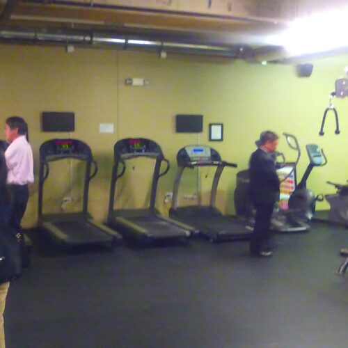 『2016年シカゴ・サンディエゴ研修』
「ホートン社」の施設内にある社員用のジム