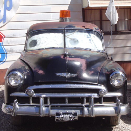 『2017年年次大会、ラスベガスとシカゴ』
ルート66沿いで見つけた車。映画「カーズ」制作のきっかけになったとか。真偽は不明。