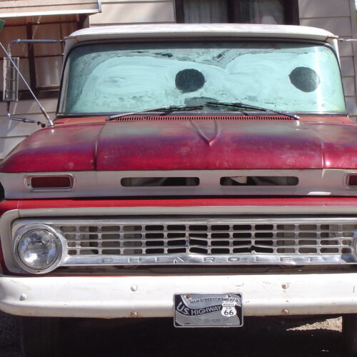 『2017年年次大会、ラスベガスとシカゴ』
ルート66沿いで見つけた車。映画「カーズ」制作のきっかけになったとか。真偽は不明。